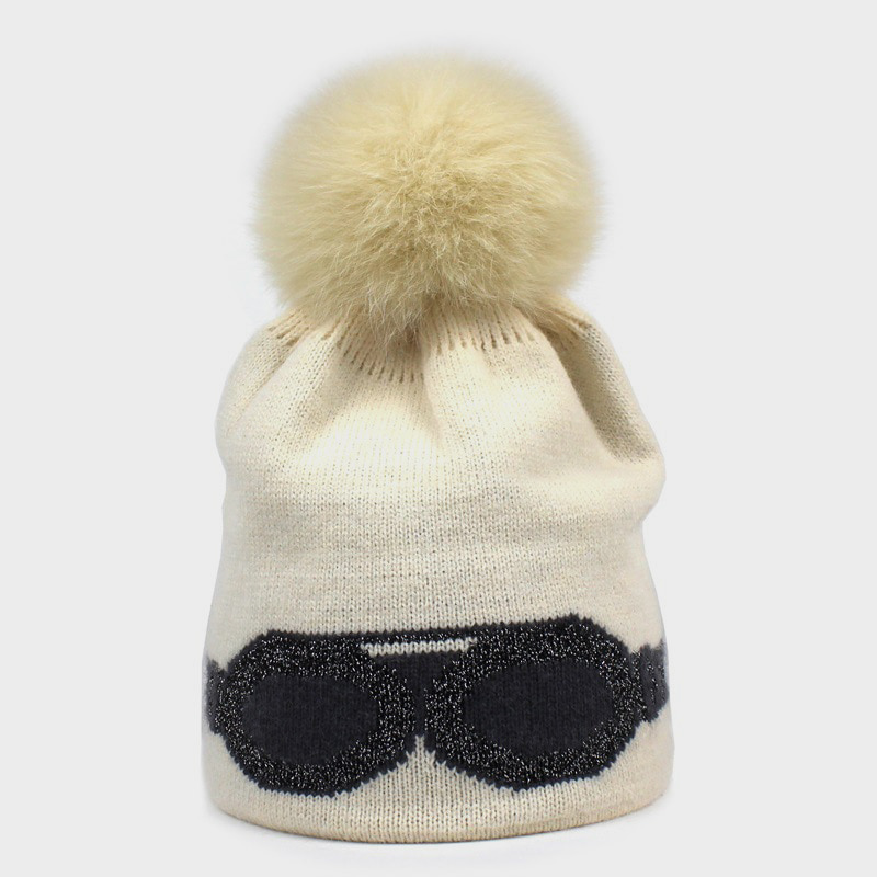 H00095 10% Ull 90% Børstet Garn Voksen Jacquard strikket lue H00095 10% Ull 90% Børstet Garn Voksen Jacquard strikket lue