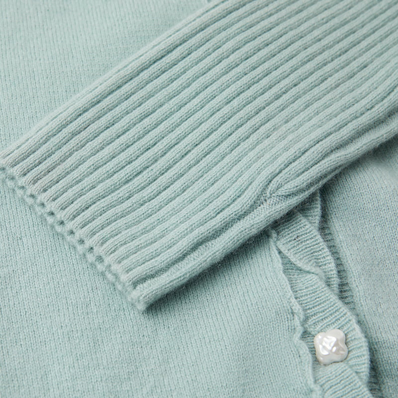 ML2218 V-hals Twist Single-breasted strikket cardigan med kronbladknapper ML2218 V-hals Twist Single-breasted strikket cardigan med kronbladknapper